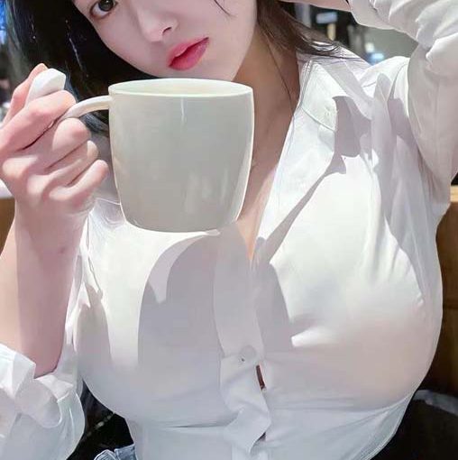 品茶师人手一把的银壶，究竟有什么魔力